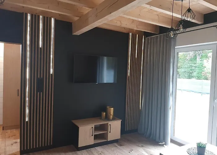 Lipowy Balia-jacuzzi Nyaraló *